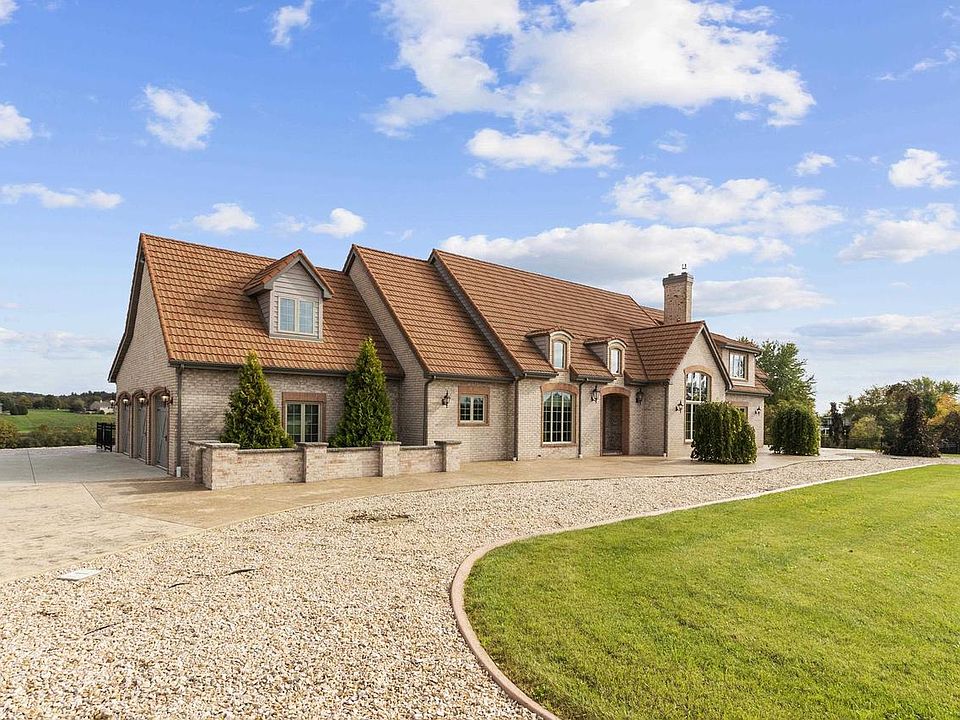 3579 Lost Dauphin Rd, De Pere, WI 54115 Zillow