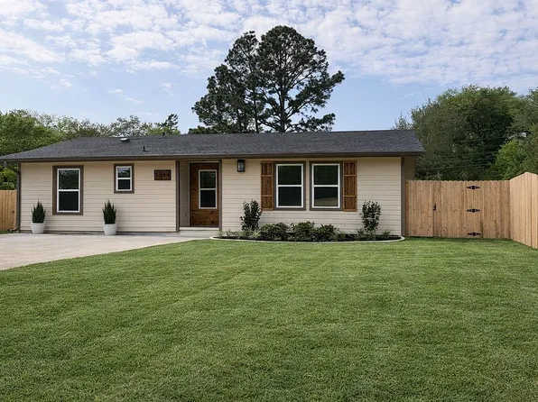 2508 Staunton Dr, Bryan, TX 77803