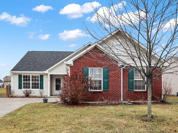 1189 Count Turf Ct, New Whiteland, IN 46184