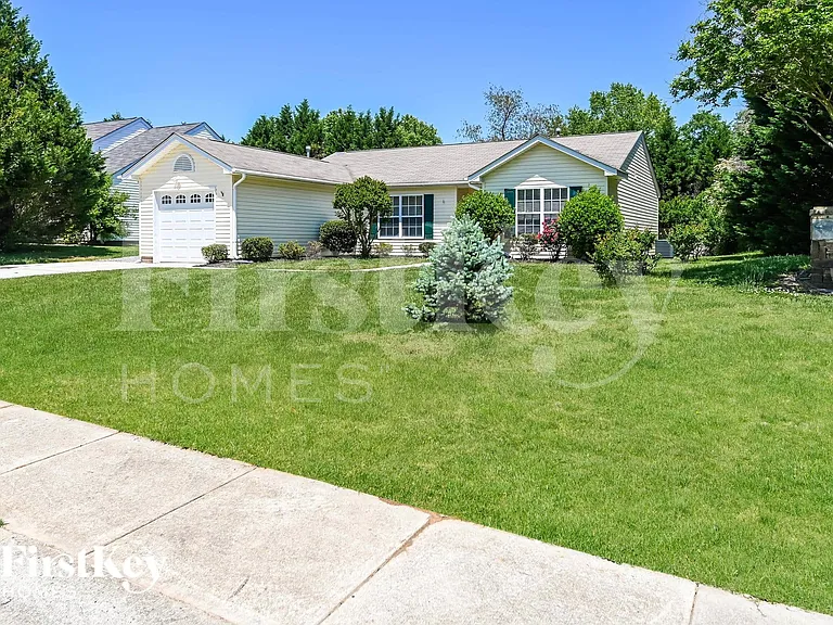 4190 Ivydale Ave SW — Photo 2
