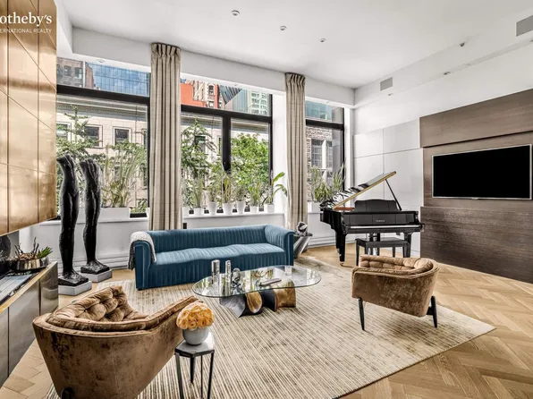 36 East 22nd Street 3RD FLOOR image 1 of 20