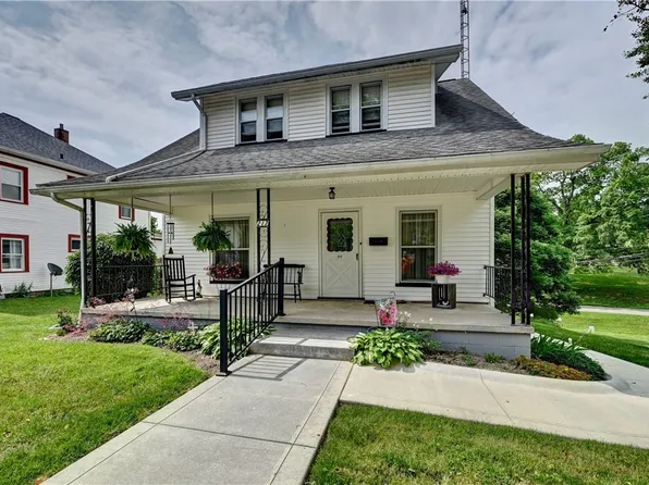 217 West St, Baltic, OH 43804