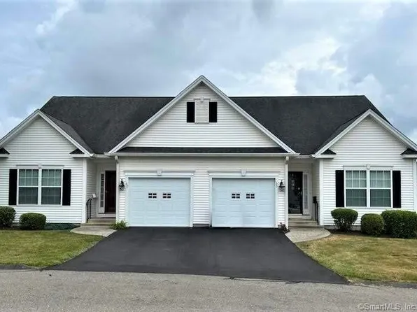 60 River Crest Drive #60, Southington, CT 06479