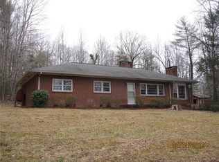 321 Wildwood Rd, Lenoir, NC 28645