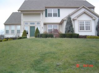 302 Sunrise Ct, Chalfont, PA 18914