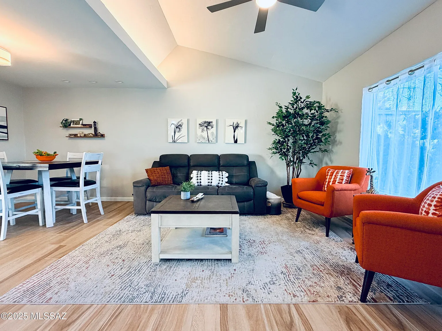 2 bed, 2.0 bath, 1175 sqft, $2,400 — Photo 3