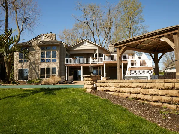 2045 Chickasaw Dr, London, OH 43140
