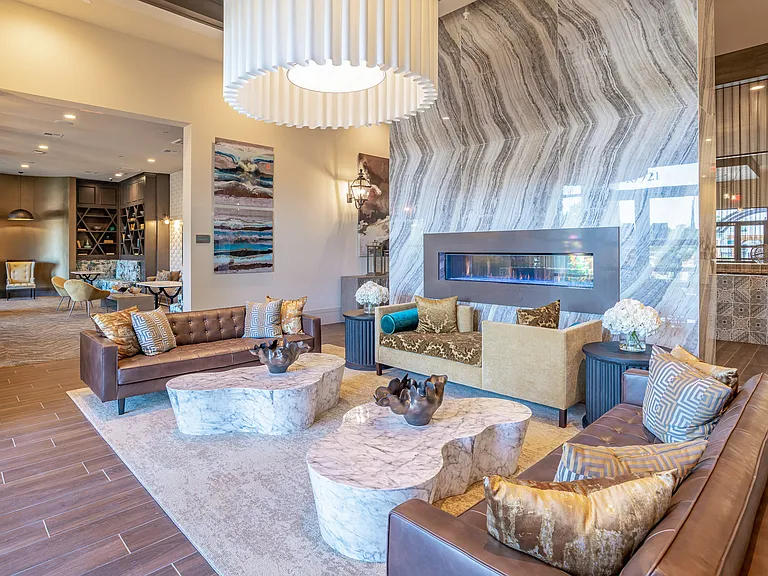 Stone Loch Apartments — Photo 12
