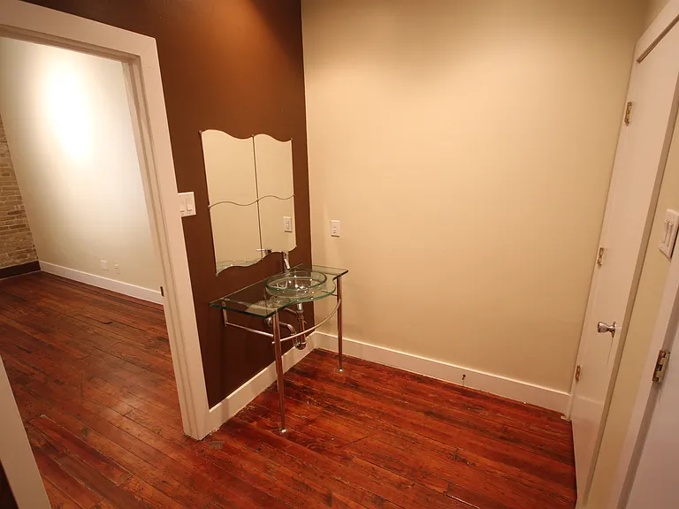 321 S Flores St #M205 — Photo 24