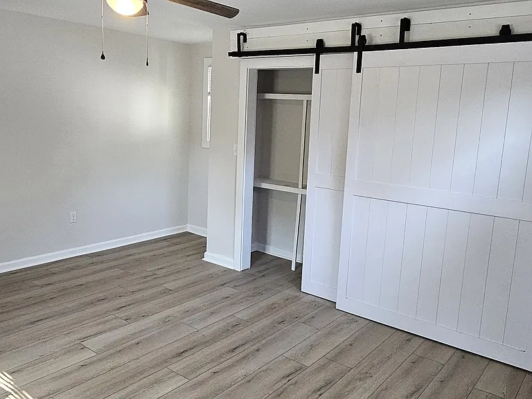 3820 Montgomery Ave — Photo 16