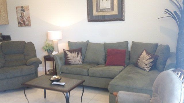 1st image of 102 E Huisache St