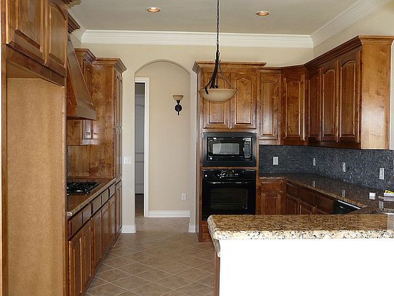 3rd image of 3212 Steamers Ct