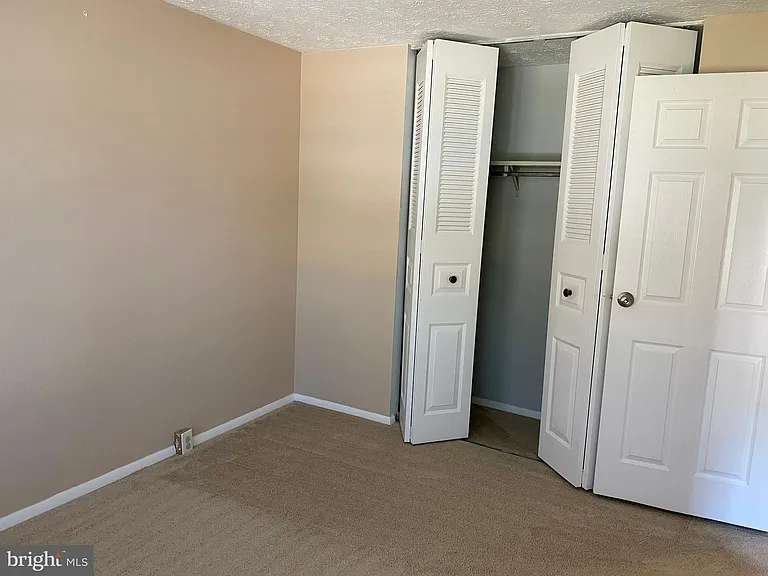 1666 Barnstead Dr — Photo 31