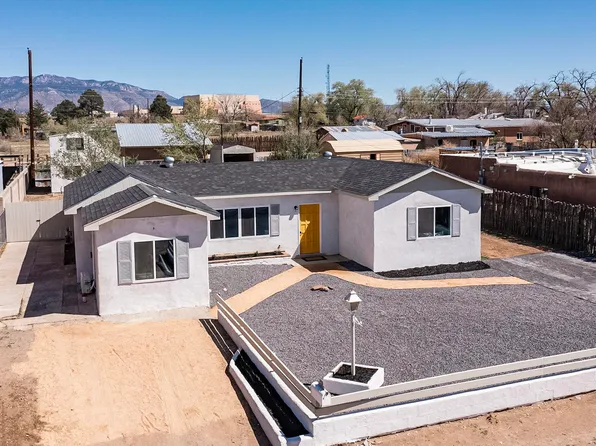 6324 Locust St NE, Albuquerque, NM 87113