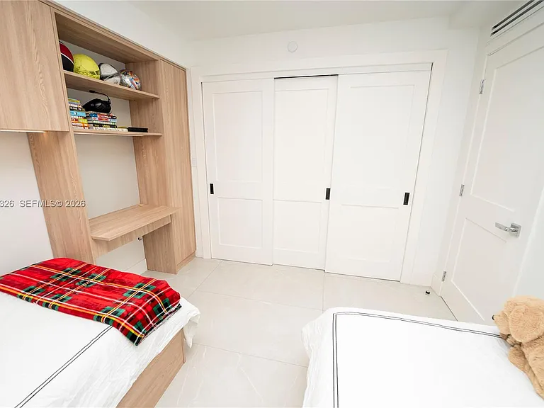 881 Ocean Dr #Townhouse 15 — Photo 11
