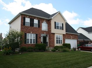 1320 Camden Ct, Sycamore, IL 60178