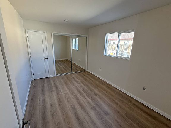 4th image of 2206 Spring St #1