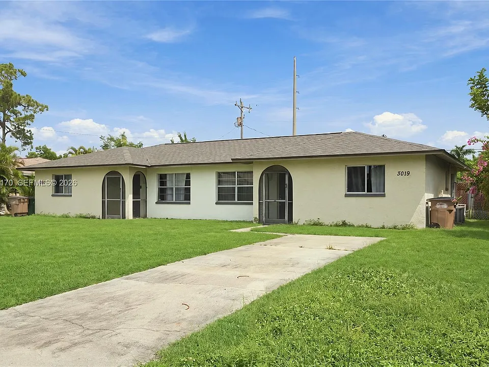 3019 SW Santa Barbara Pl #3019