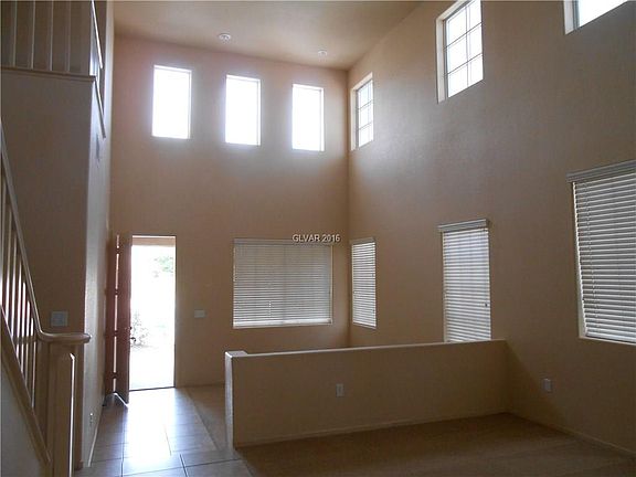 3rd image of 1025 Calico Springs Ct