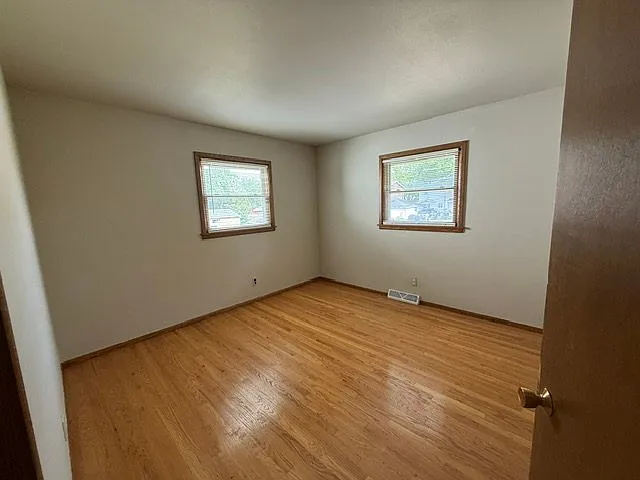 7759 W Beloit Rd — Photo 5