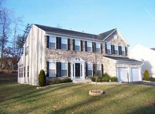 5216 Spanish Dollar Ct, Woodbridge, VA 22193