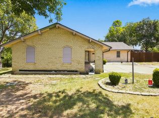 2420 Timberlake Dr, Irving, TX 75062