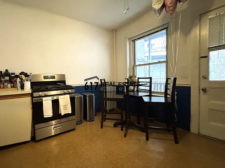96 Winthrop Rd #2 — Photo 6