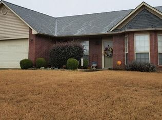 504 Bordeaux Cir, Fort Smith, AR 72908
