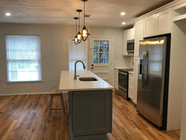 139 E Hill St #40 — Photo 7