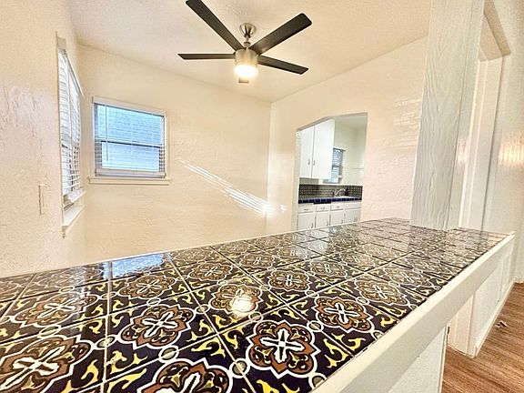 4th image of 2601 14th St #2605