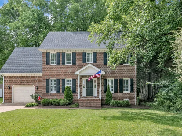 418 Old Scarborough Ln, Garner, NC 27529