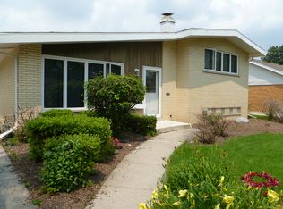 419 Sandra Ln, Chicago Heights, IL