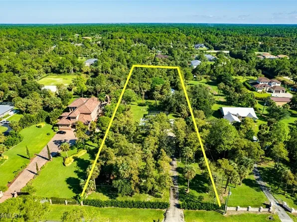 3275 11th Ave SW, Naples, FL 34117