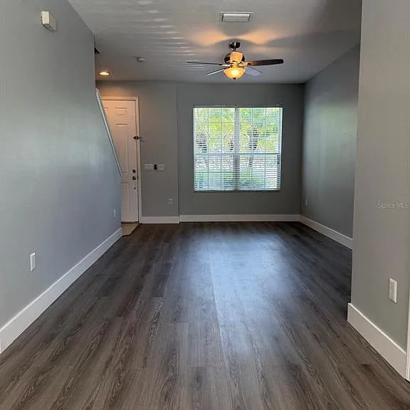 11503 Declaration Dr — Photo 2