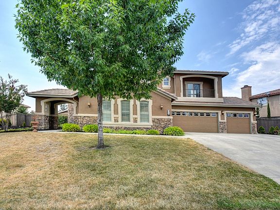 3rd image of 1541 Bella Cir