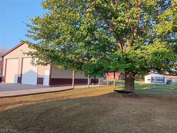 14065 Pershing Ave, Newcomerstown, OH 43832