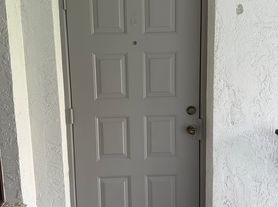8219 Sun Spring Cir, Orlando, FL