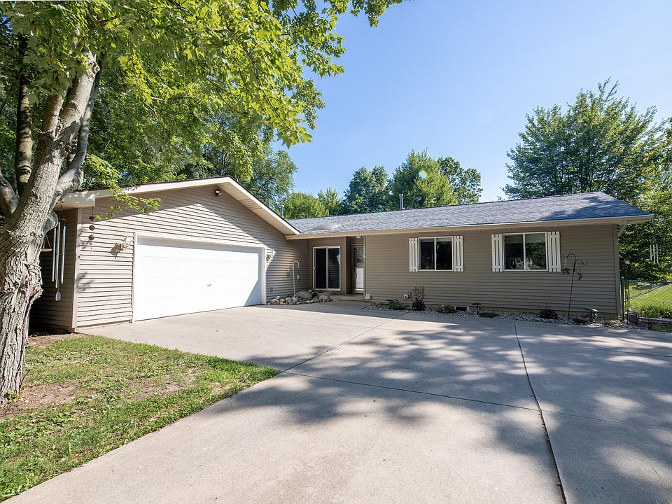 1st image of 129 Sweetheart Ln