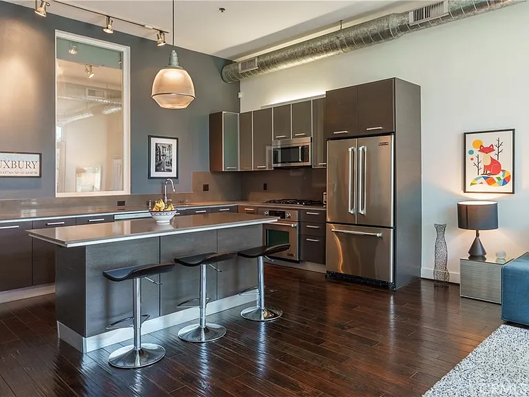 13320 Beach Ave #301 — Photo 5