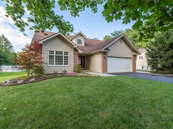 3234 Seiples Station Rd, Whitehall, PA 18052