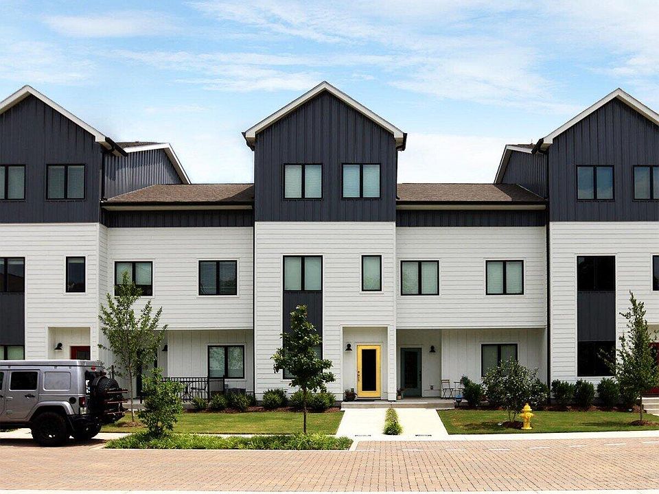 1st image of 3093 Saint Elmo Ave