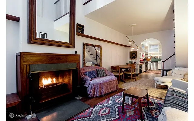 Rented by Douglas Elliman | media 16