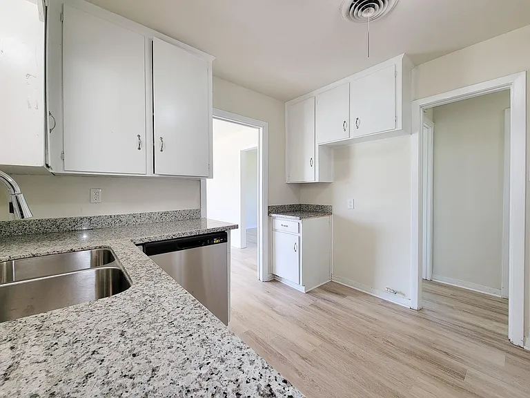 133 S Yaupon St — Photo 18