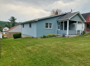 1507 Summit St, White Oak, PA
