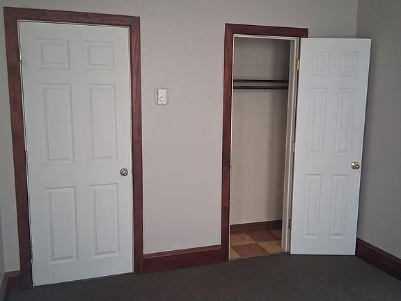 2nd image of 5851-57 N Camac St #14