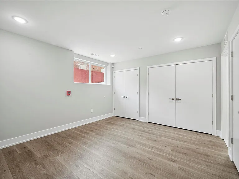 2225 N 8th St #1 — Photo 16