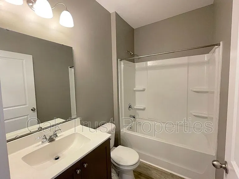 217 Lapping Waters Dr — Photo 14