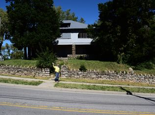 4200 E 59th St, Kansas City, MO 64130