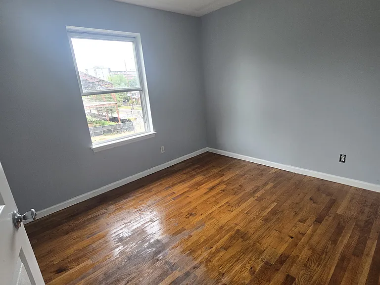 565 Bergen St #G2 — Photo 5