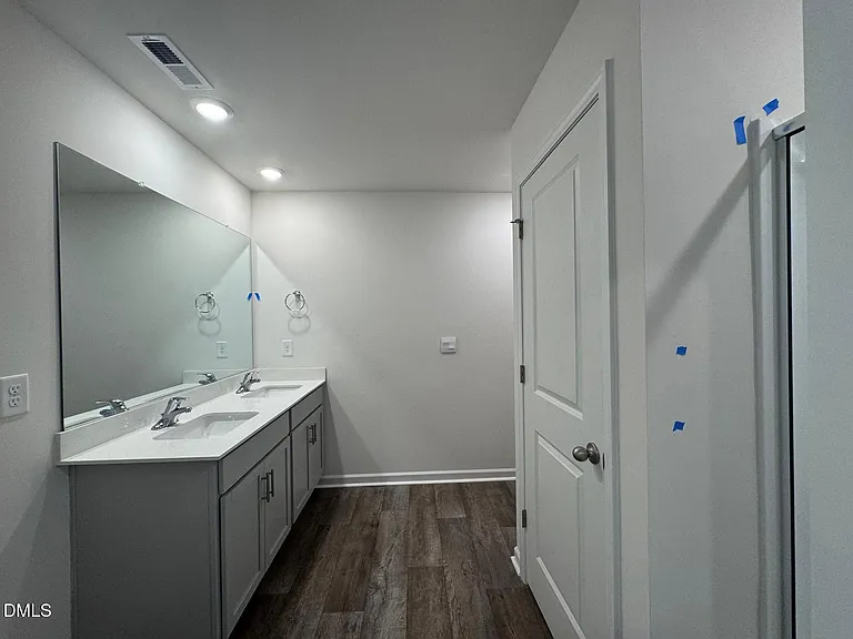 200 Canopy Dr — Photo 11